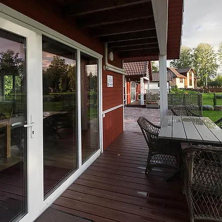 Kiviranna puhkemajad