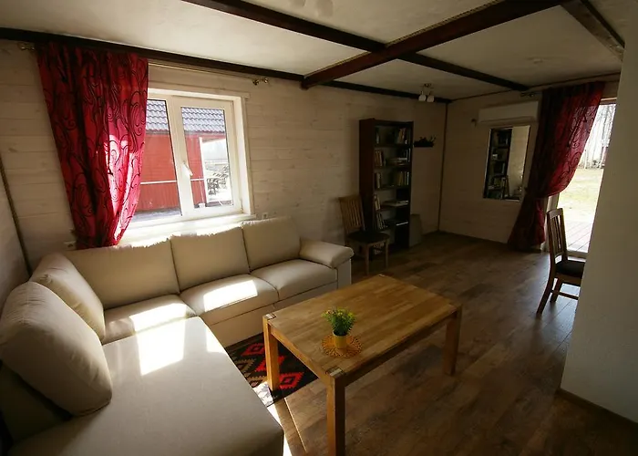 Kiviranna puhkemajad * Suure-Rakke