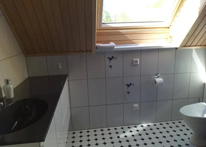 Kiviranna puhkemajad * Suure-Rakke